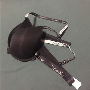 38C Calvin Klein bra